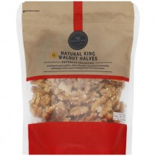 Marks and Spencer Collection King Walnut Halves 220g