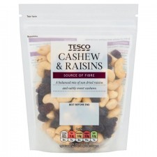 Tesco Cashew and Raisins 200G