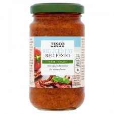 Tesco Reduced Fat Red Pesto 190g