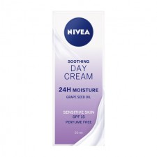Nivea Daily Essentials Sensitive Day Cream SPF15 50ml