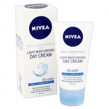 Nivea Visage Light Moisturising Day Cream Normal Combination 50ml