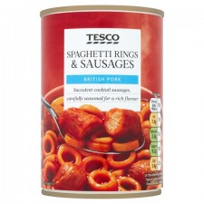 Tesco Spaghetti Rings and Pork Sausages in Tomato Sauce 410g